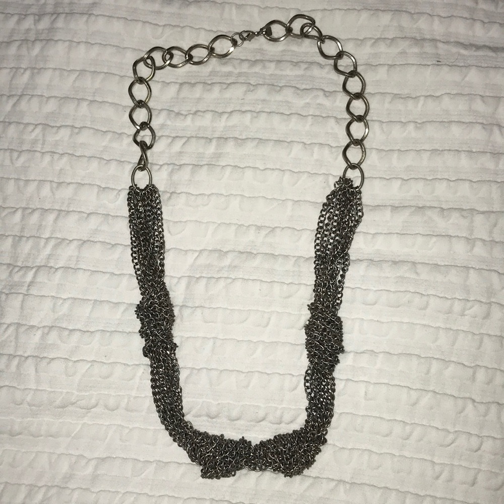 Knot chain necklace